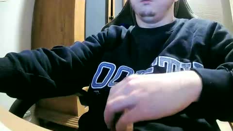 Cuteboy090 online show from December 19, 5:50 pm