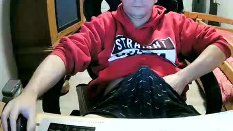 Cuteboy090 online show from October 21, 2:09 pm