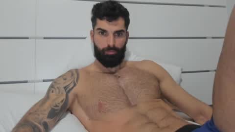 cuteeboy online show from December 26, 11:10 am