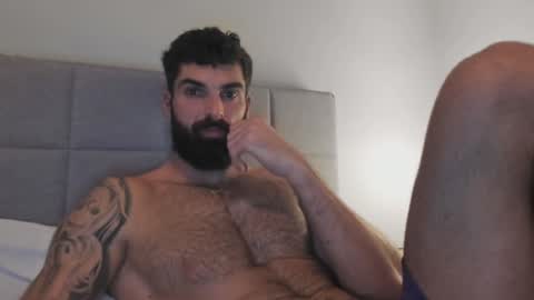 cuteeboy online show from January 5, 11:44 pm