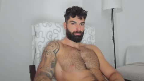 cuteeboy online show from February 27, 7:01 am