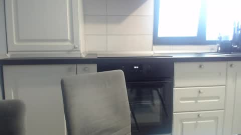 cuteeboy online show from March 24, 6:51 am