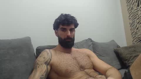 cuteeboy online show from February 10, 5:39 pm