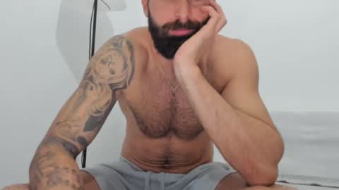 cuteeboy online show from February 19, 7:48 pm