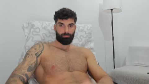 cuteeboy online show from February 6, 8:13 pm