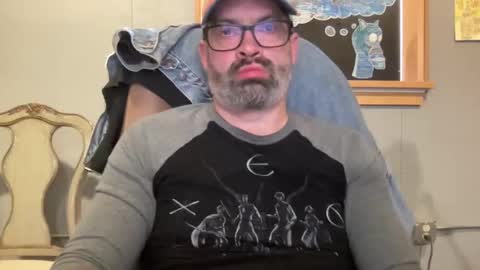 Snapshot of d4ddy858 chatting on October 19, 2:20 pm d4ddy858 online show from October 19, 2:20 pm