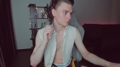 Daren online show from October 23, 6:55 pm