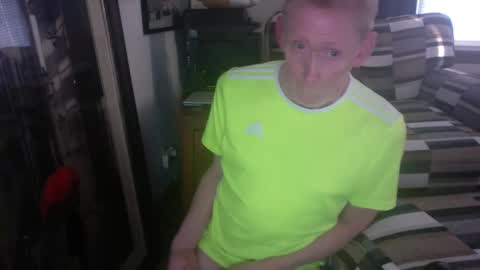 Snapshot of daddy_mack_treats_you chatting on September 13, 10:33 pm daddy_mack_treats_you online show from September 13, 10:33 pm