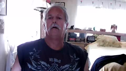 daddydick873570 online show from August 1, 8:30 pm