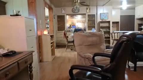 dakit online show from February 6, 3:42 pm