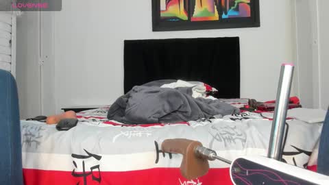     online show from October 15, 7:43 pm