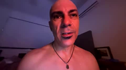 dalzinotv online show from January 6, 12:36 am