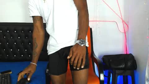 damian_hart_24cm online show from October 2, 9:35 am