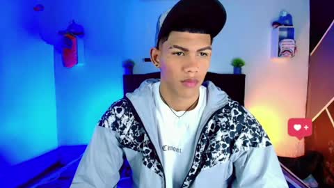 Damian online show from March 12, 3:02 am