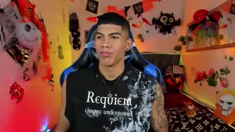 Damian online show from October 31, 4:03 am