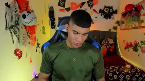 Damian online show from October 28, 3:20 am