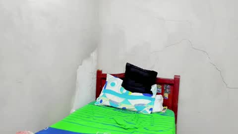 Snapshot of damien_444 chatting on October 4, 1:21 am damien_444 online show from October 4, 1:21 am