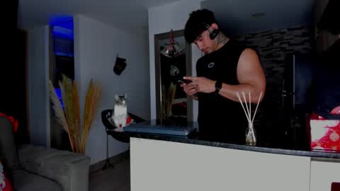 INSTAGRAM  DAMMIANMILLEROFICIAL online show from December 15, 11:40 am