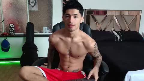 Damon online show from October 18, 6:57 pm