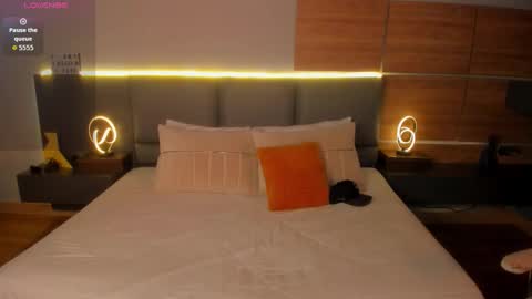 D A M O N online show from December 5, 10:44 am