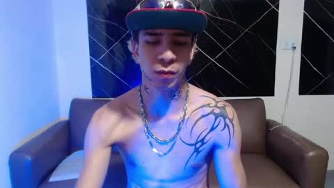 Snapshot of dan_jonson15 chatting on September 11, 1:15 am dan_jonson15 online show from September 11, 1:15 am