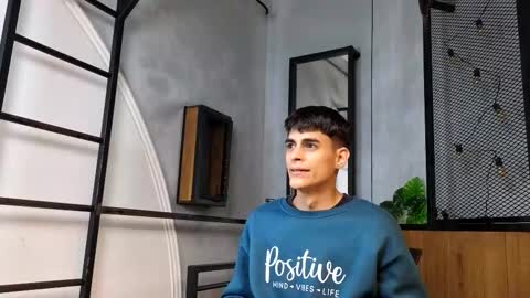 dani_mc online show from December 14, 11:50 am