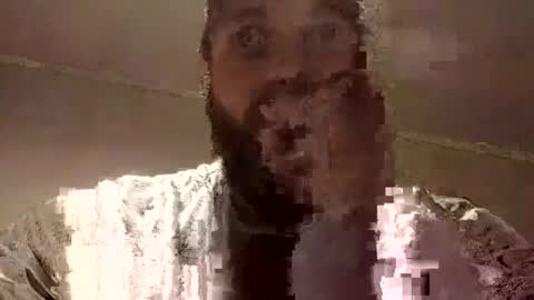 Snapshot of danieldayz chatting on October 20, 7:23 am danieldayz online show from October 20, 7:23 am