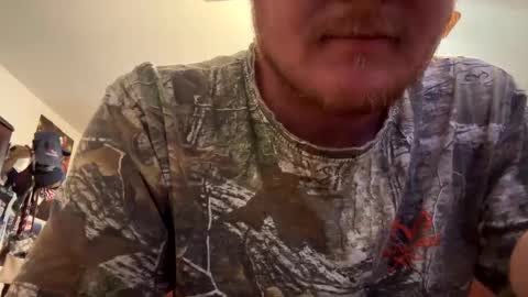 Snapshot of danielp_mod_cb chatting on January 12, 10:01 pm Daniel y. online show from January 12, 10:01 pm