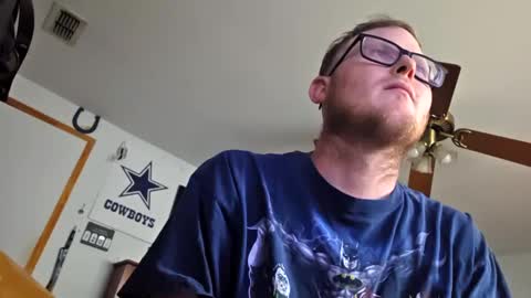 Snapshot of danielp_mod_cb chatting on September 11, 10:31 pm Daniel y. online show from September 11, 10:31 pm