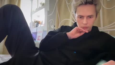 danny online show from December 20, 2:35 pm