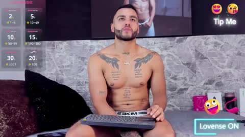 Danny Willson online show from September 25, 4:39 pm