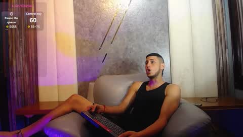 dannydee online show from January 15, 8:33 pm