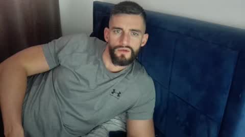 Snapshot of dannyk1990 chatting on December 20, 11:21 am Naughtystr8D online show from December 20, 11:21 am