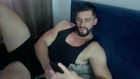 Snapshot of dannyk1990 chatting on December 18, 1:23 pm Naughtystr8D online show from December 18, 1:23 pm