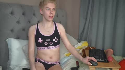 danny scott online show from April 16, 9:39 pm