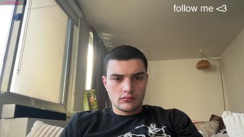 Danny online show from December 8, 3:56 pm