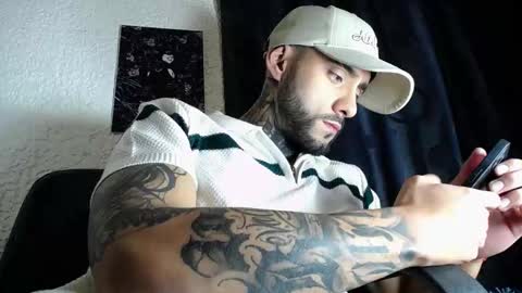 dante_d_angelo_ online show from October 25, 3:52 am