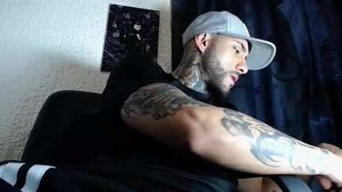 dante_d_angelo_ online show from October 23, 10:13 pm