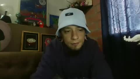 Snapshot of dante_x_5 chatting on October 26, 2:30 pm dante_x_5 online show from October 26, 2:30 pm