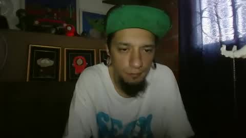 Snapshot of dante_x_5 chatting on October 27, 2:52 pm dante_x_5 online show from October 27, 2:52 pm