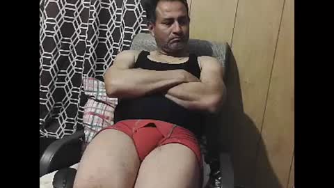 dantehot82 online show from February 1, 2:05 am