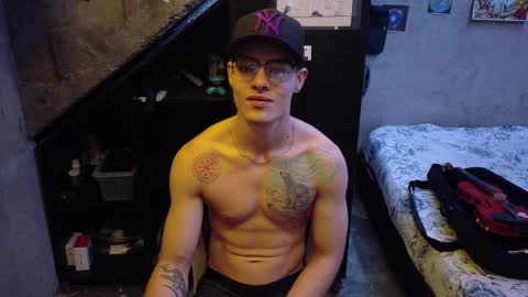 dany_kyng online show from March 19, 6:22 pm