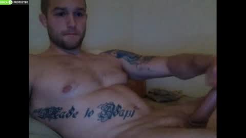 dapperandrewbig77 online show from July 24, 2:42 am