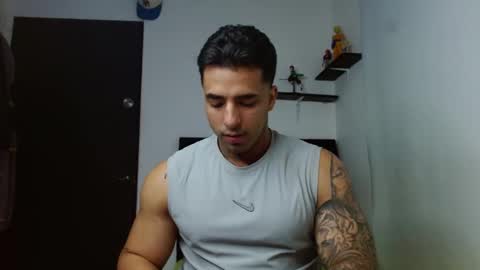 Darius Phoenix  online show from November 27, 8:34 pm