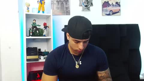 Darius Phoenix  online show from December 24, 3:27 am