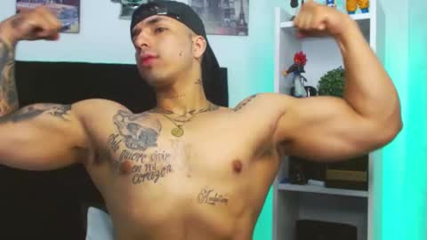 Darius Phoenix  online show from January 26, 8:56 pm