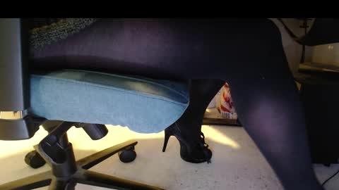 darkestme online show from February 5, 12:12 pm