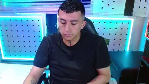 DARKO0717 online show from February 22, 10:22 pm