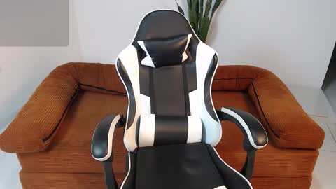 darrencolleen online show from March 13, 9:28 am