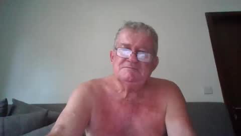 darwincock online show from June 11, 1:38 am